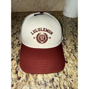Lululemon Structured Ball Cap Collegiate Rockwood Light Ivory Size S/M NWT